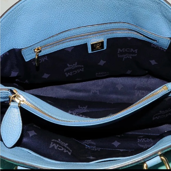 Authentic MCM Leather Shoulder Bag + Dust Bag🌹❤️🌹 - Picture 10 of 10